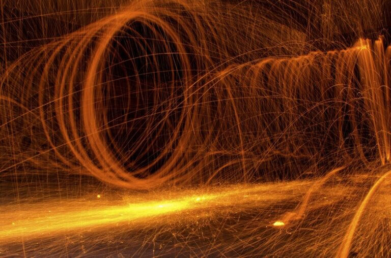 Kinetic Energy Calculator: Formula, Examples, and Step-by-Step Guide